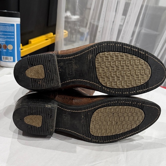 Rugged Brown Western Cowboy Boots - Picture 5 of 5